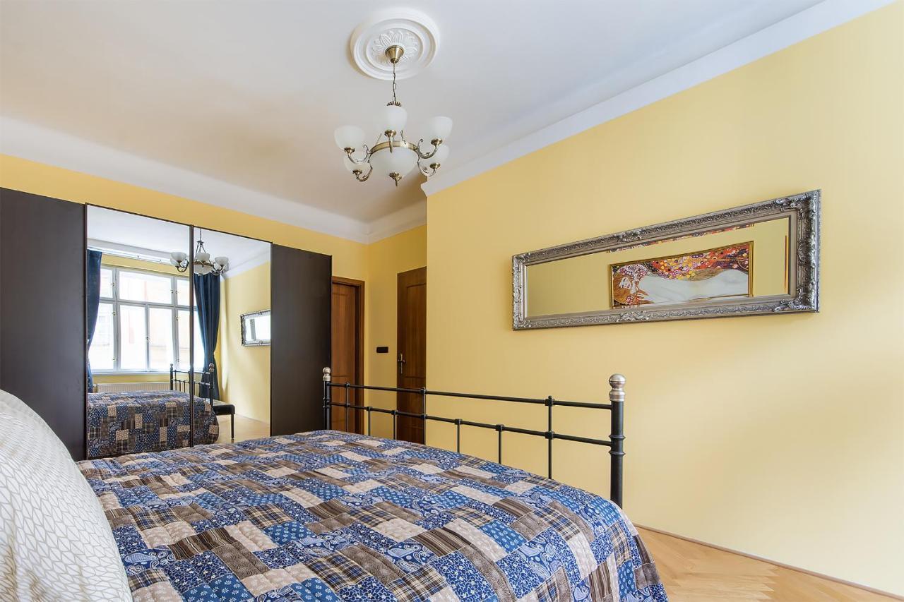 In Heart Of Prague - 2Br 2Ba Elegant Downtown Apt Exterior photo