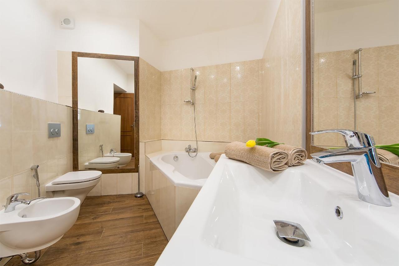 In Heart Of Prague - 2Br 2Ba Elegant Downtown Apt Exterior photo