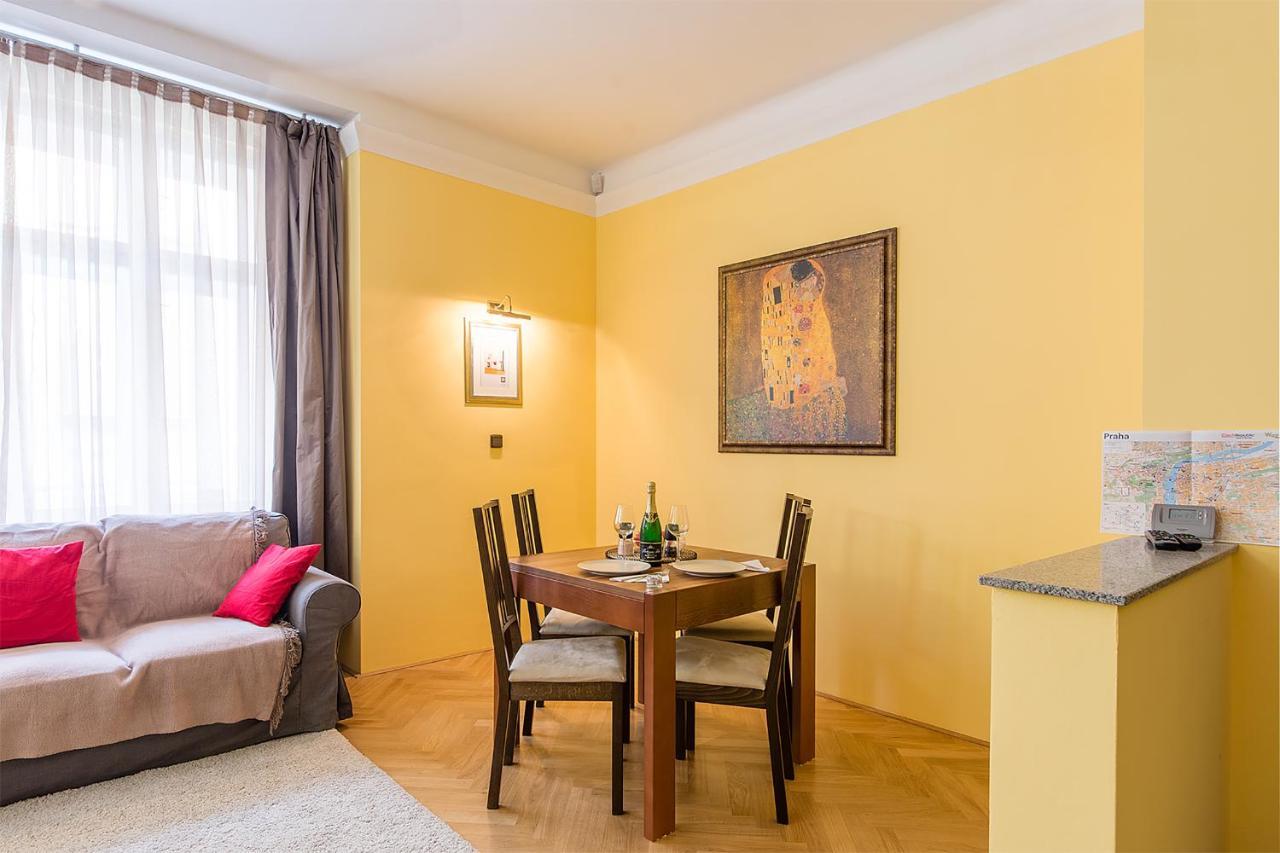 In Heart Of Prague - 2Br 2Ba Elegant Downtown Apt Exterior photo