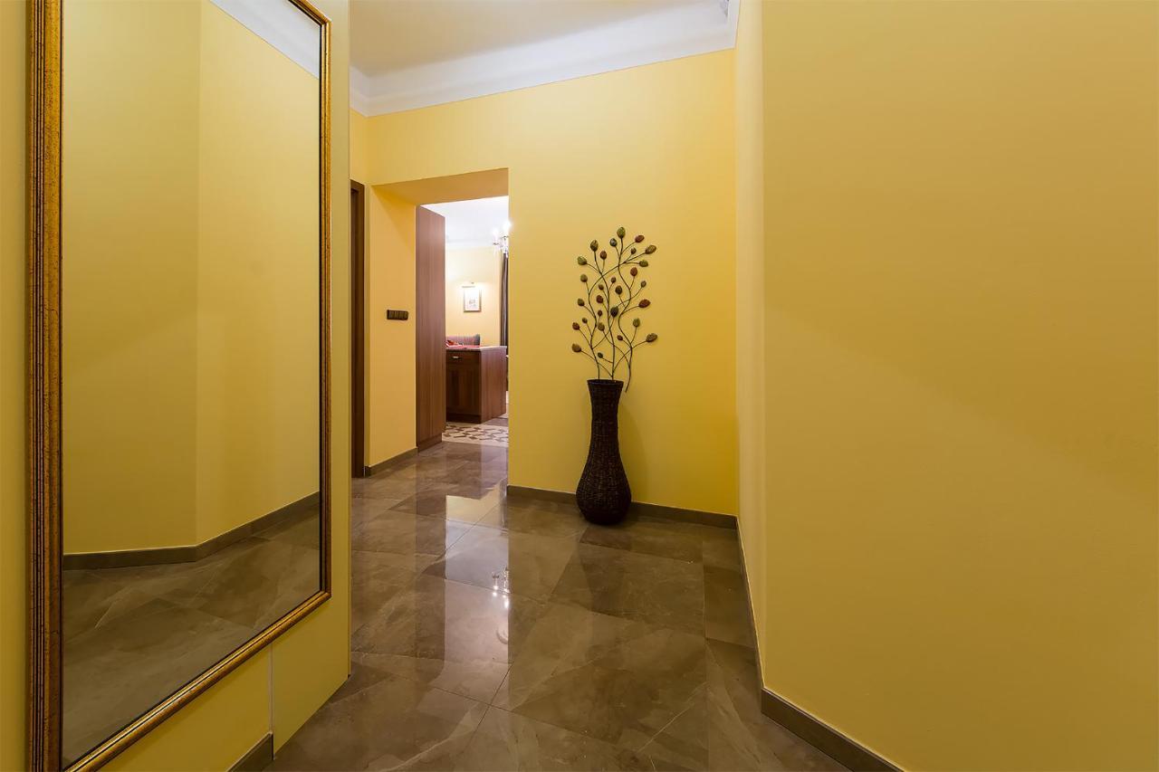 In Heart Of Prague - 2Br 2Ba Elegant Downtown Apt Exterior photo