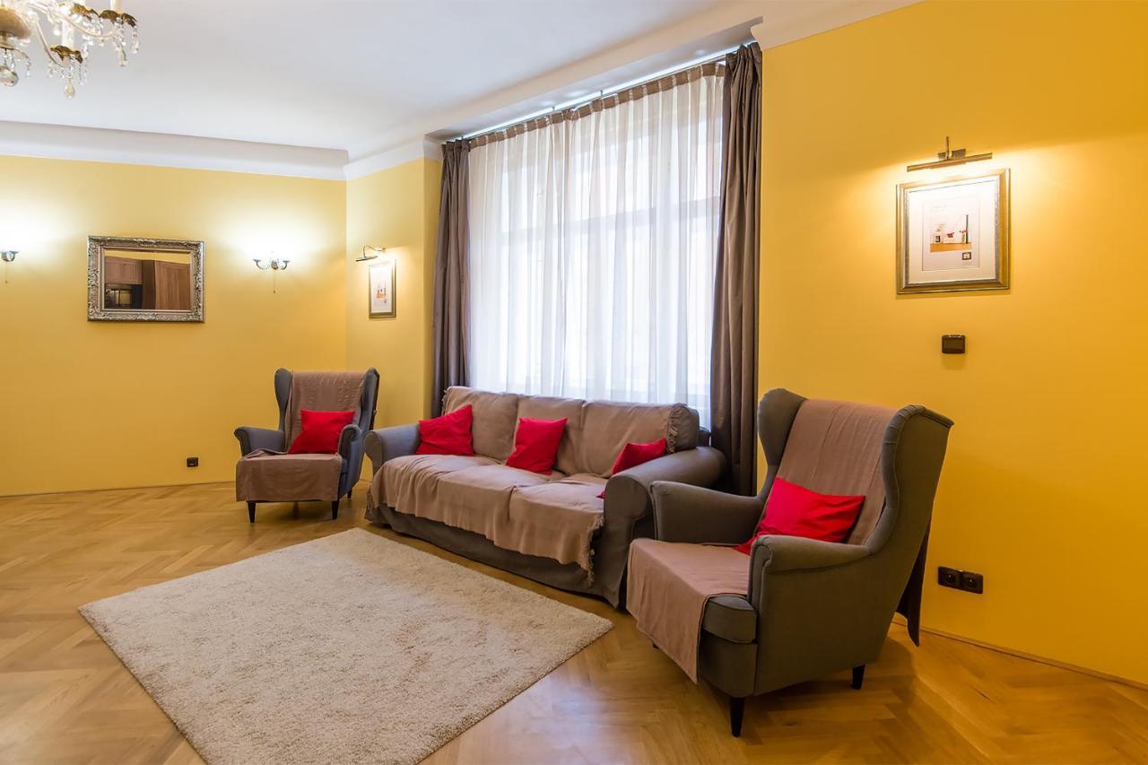 In Heart Of Prague - 2Br 2Ba Elegant Downtown Apt Exterior photo